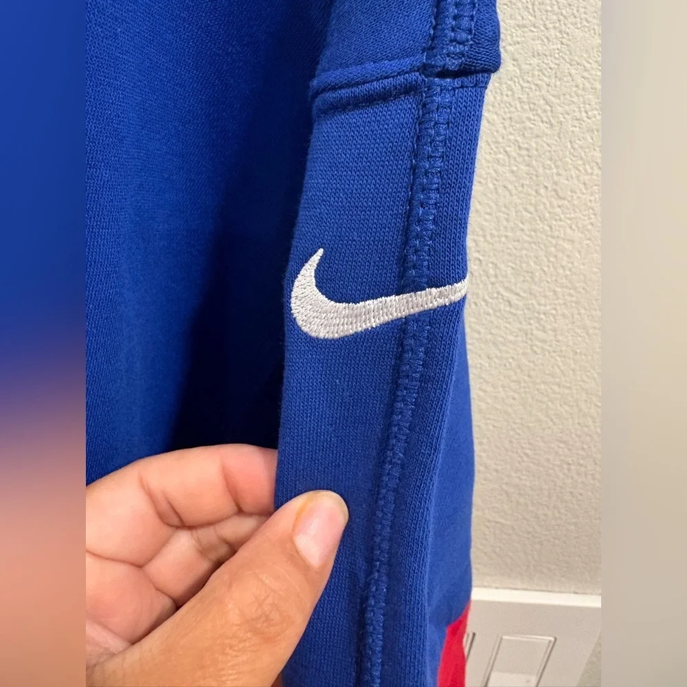Nike New York Giants Women’s Hoodie Size Medium NWOT